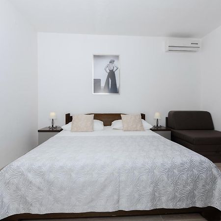Bilin San Apartment Baška Voda Стая снимка