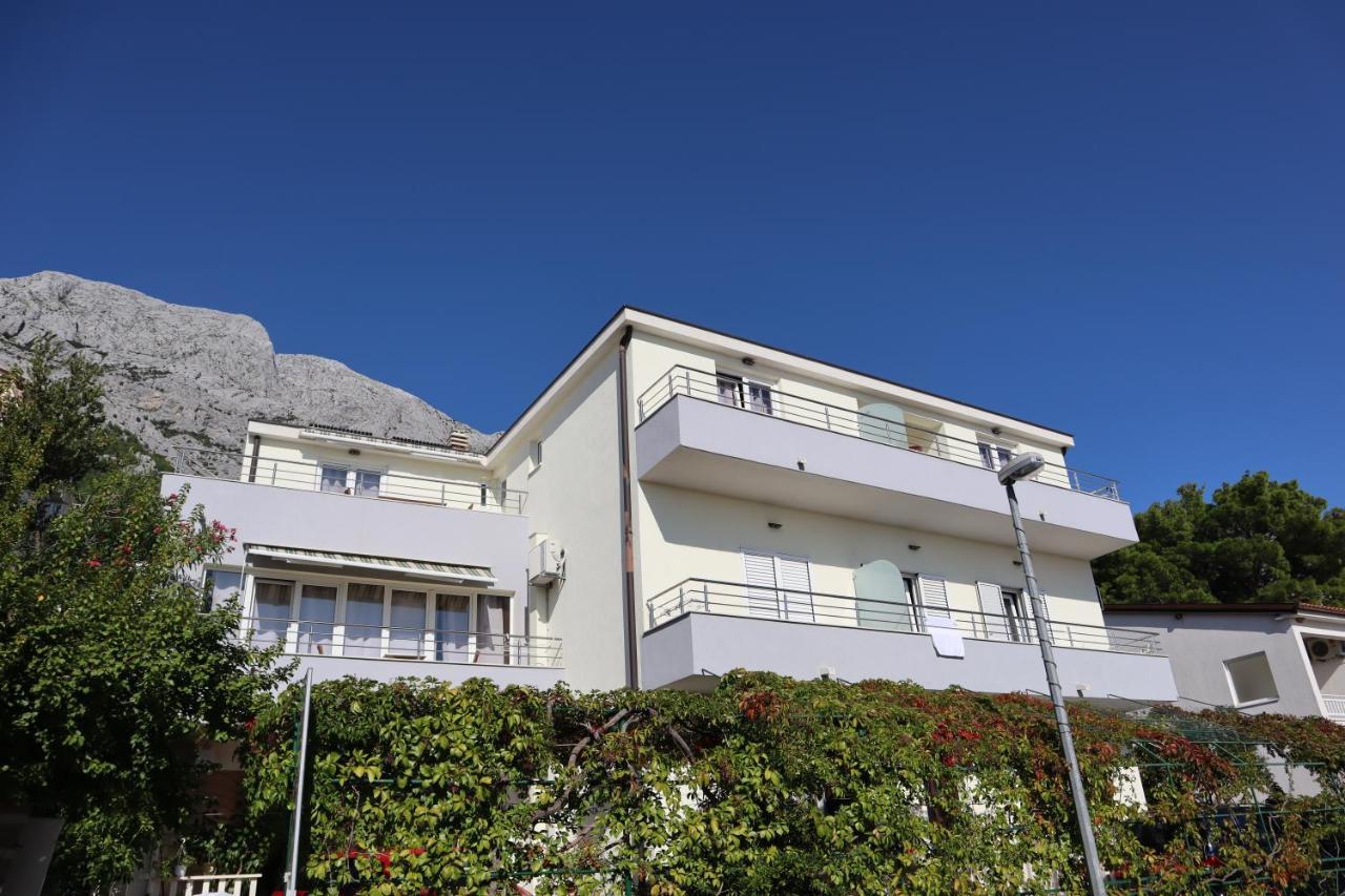 Bilin San Apartment Baška Voda Екстериор снимка