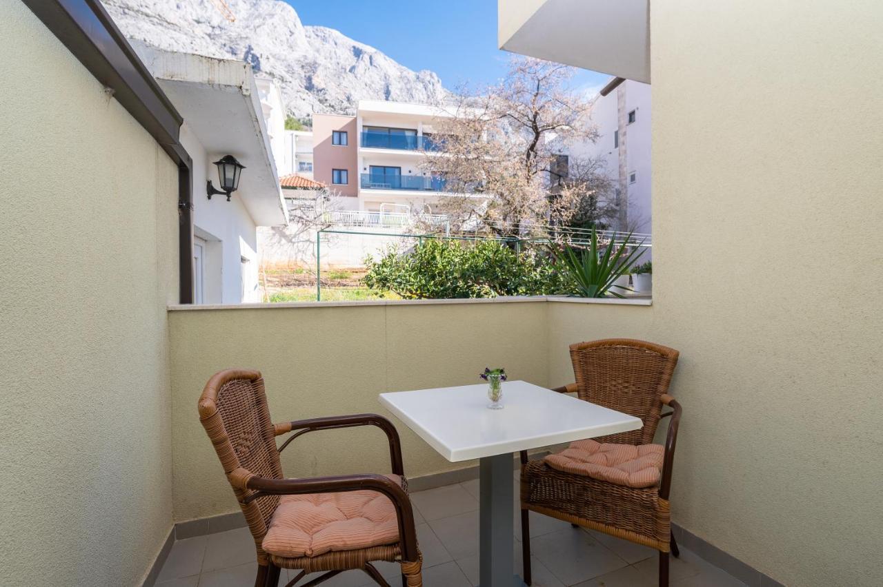 Bilin San Apartment Baška Voda Екстериор снимка