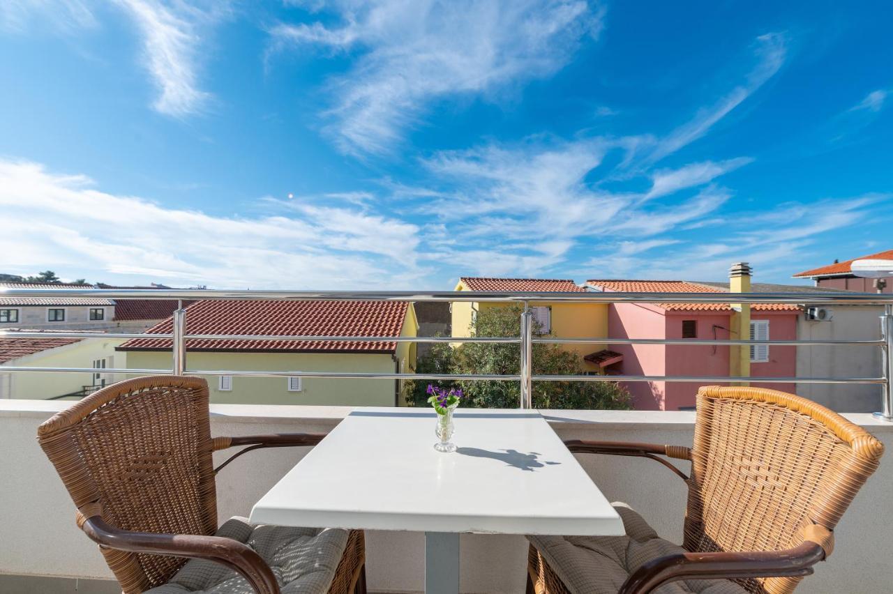 Bilin San Apartment Baška Voda Екстериор снимка