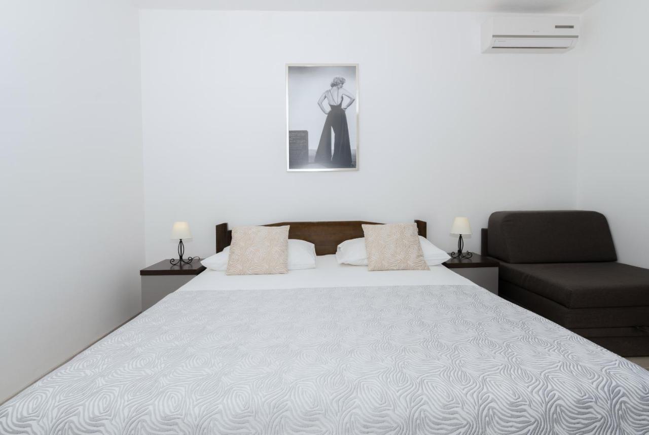 Bilin San Apartment Baška Voda Стая снимка