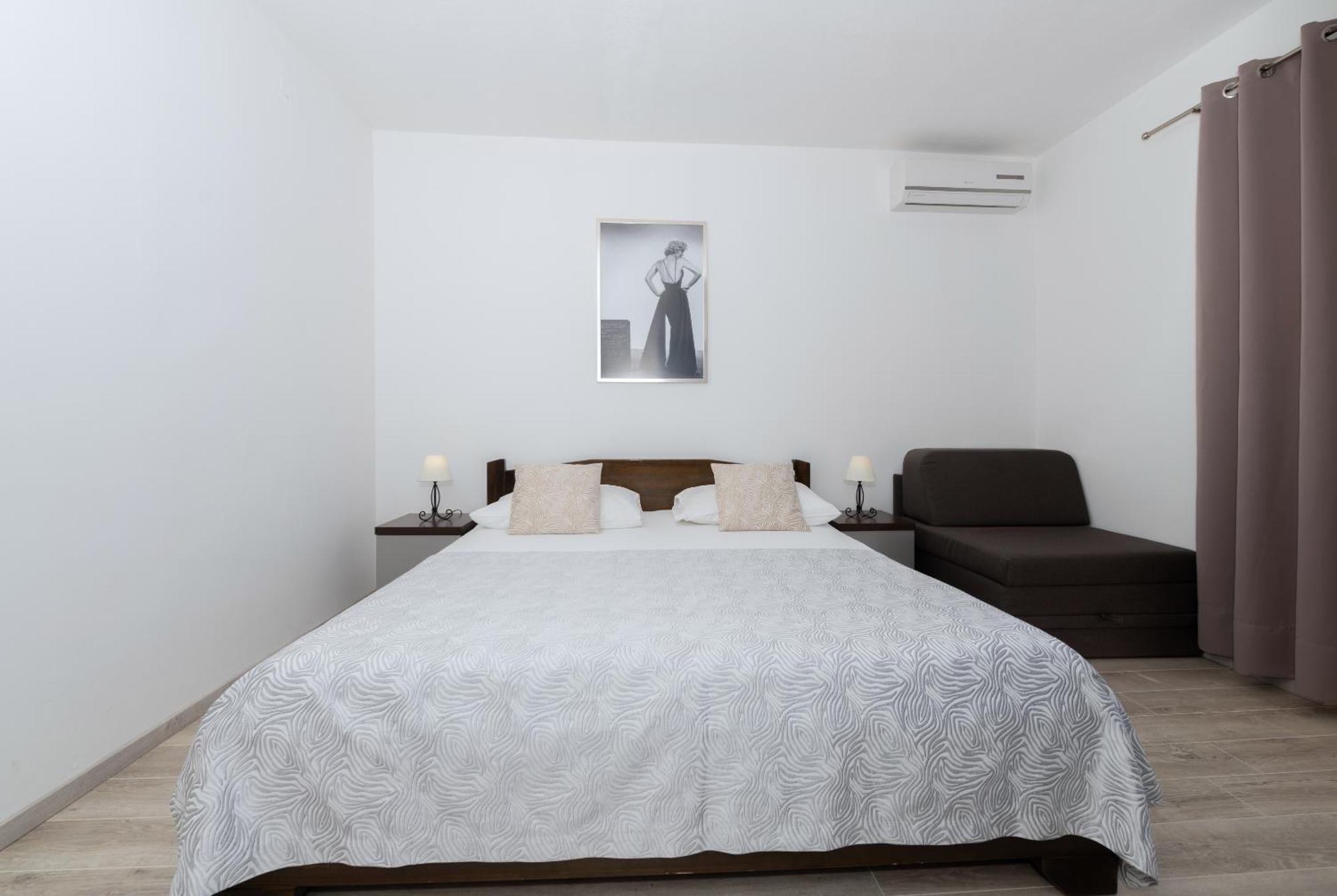 Bilin San Apartment Baška Voda Стая снимка