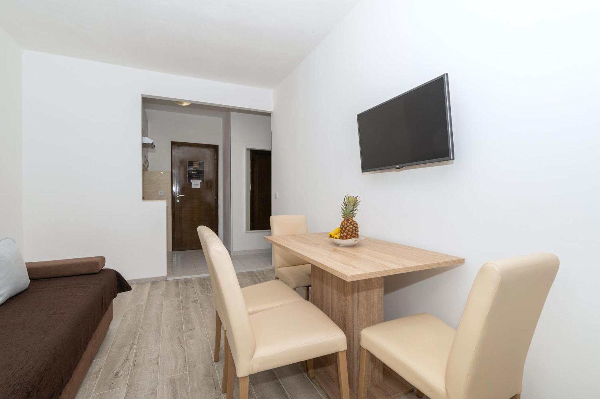 Bilin San Apartment Baška Voda Стая снимка