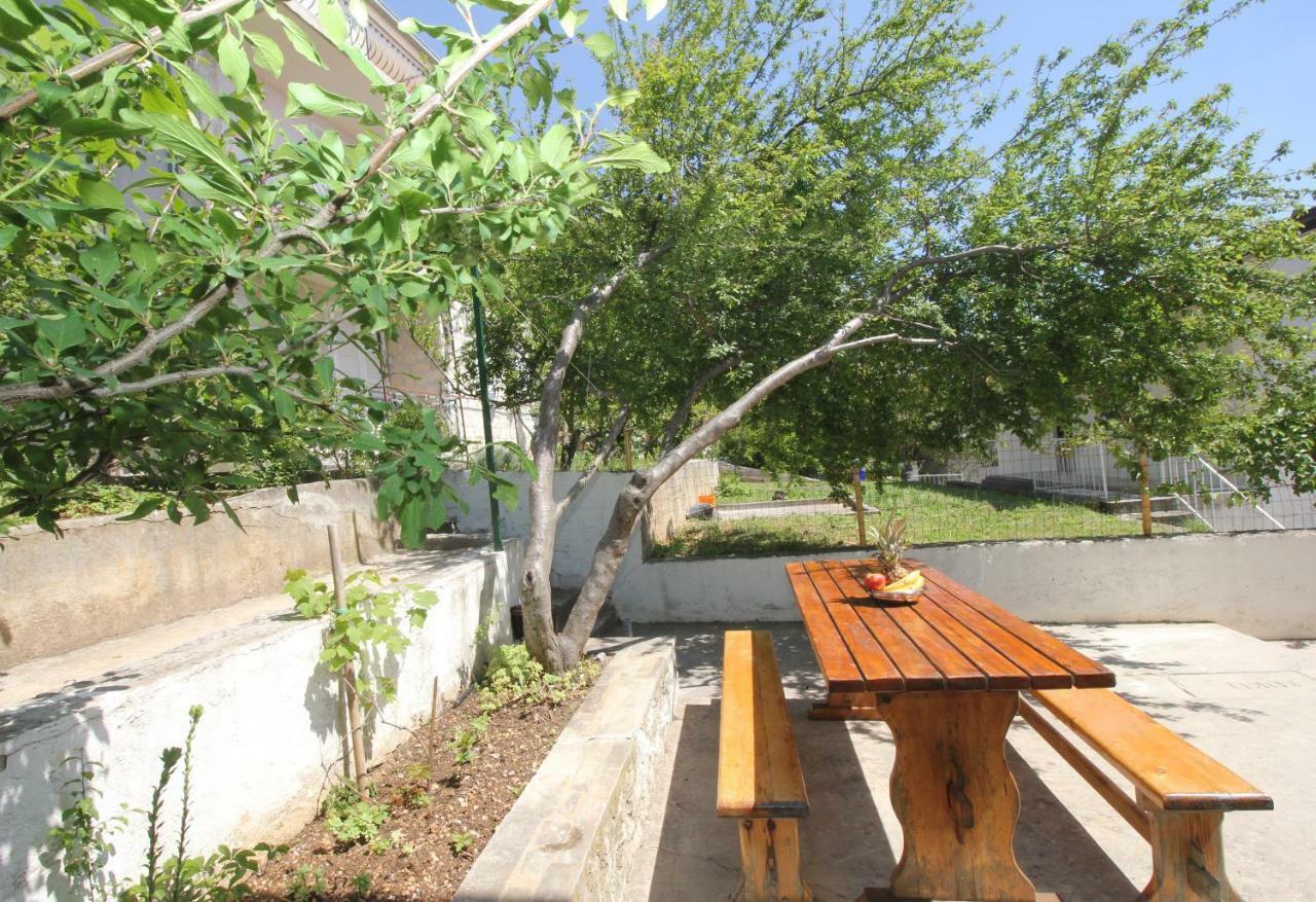 Bilin San Apartment Baška Voda Екстериор снимка